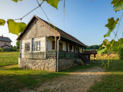 Etno kuća „Bedijenska Hiža“